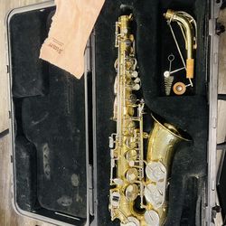 Selmer AS300 Brass Saxophone with case