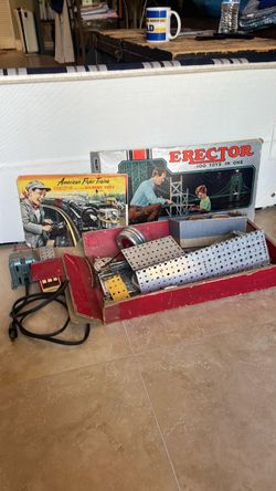 GILBERT ERECTOR SET 100 Toys In One