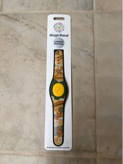 Limited Edition Orange Bird Disney Magic Band 2023 Flower and Garden