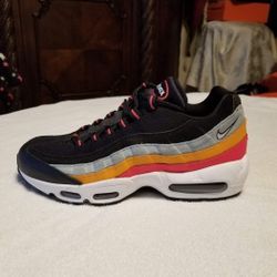 Nike Air Max 95 Size 9 - 8