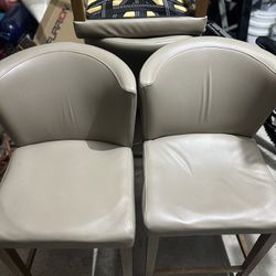Counter Top Leather Chairs (4)