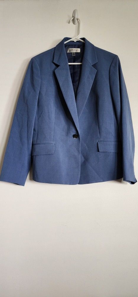 New Kasper Light Blue Blazer Size 14