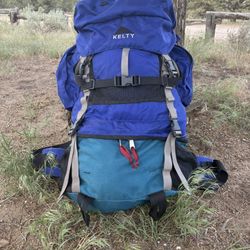 Kelty Arapaho 6400 multi day pack