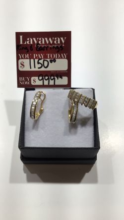 Ladies Diamond Earrings And Ring Set