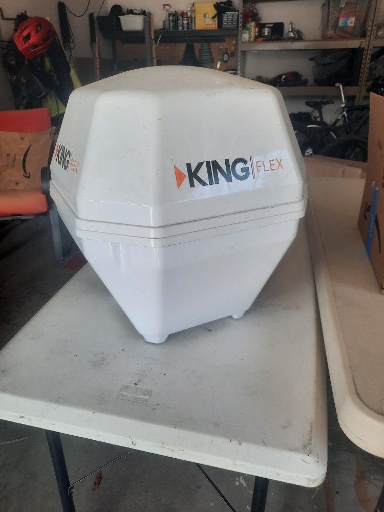 King Flex VQ2100 portable automatic satellite TV antenna