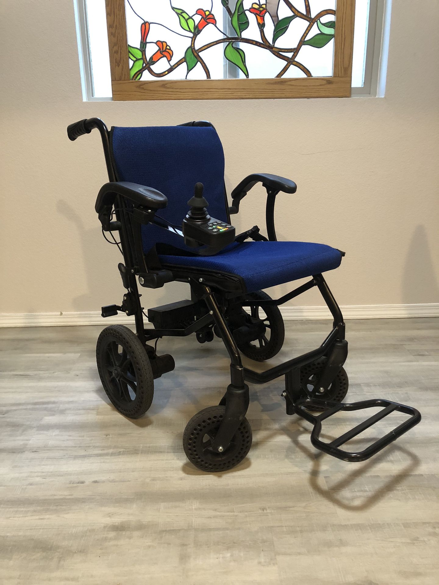 Electric Wheelchair, Foldable, 30 lbs.