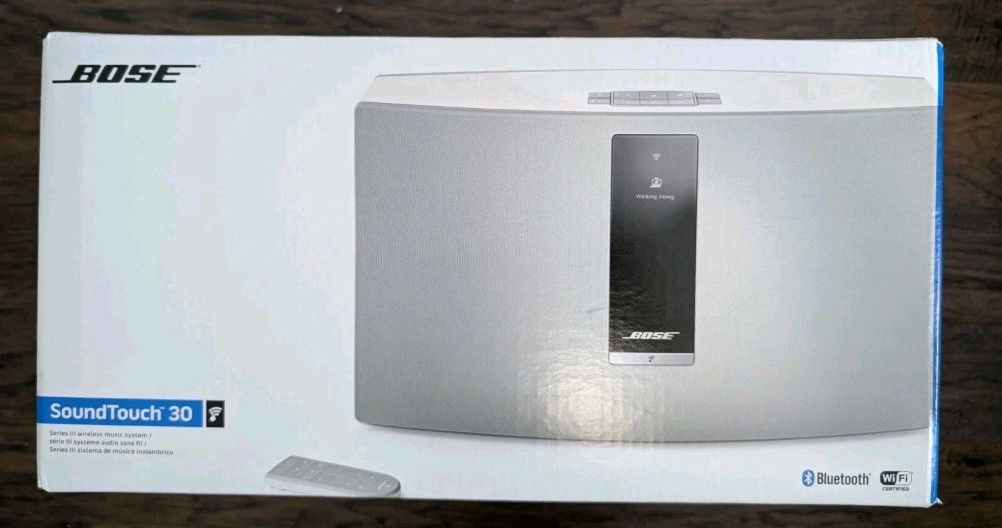 New In Box - Never Used - Bose Soundtouch 30 White