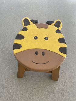 Children’s Wooden Giraffe Stool