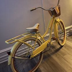 Yellow cruiser bike