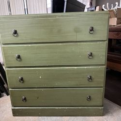 Vintage Dresser  Pick Up in Eastvale area 