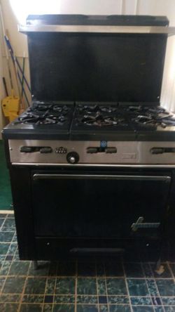 Garland Gas Stove
