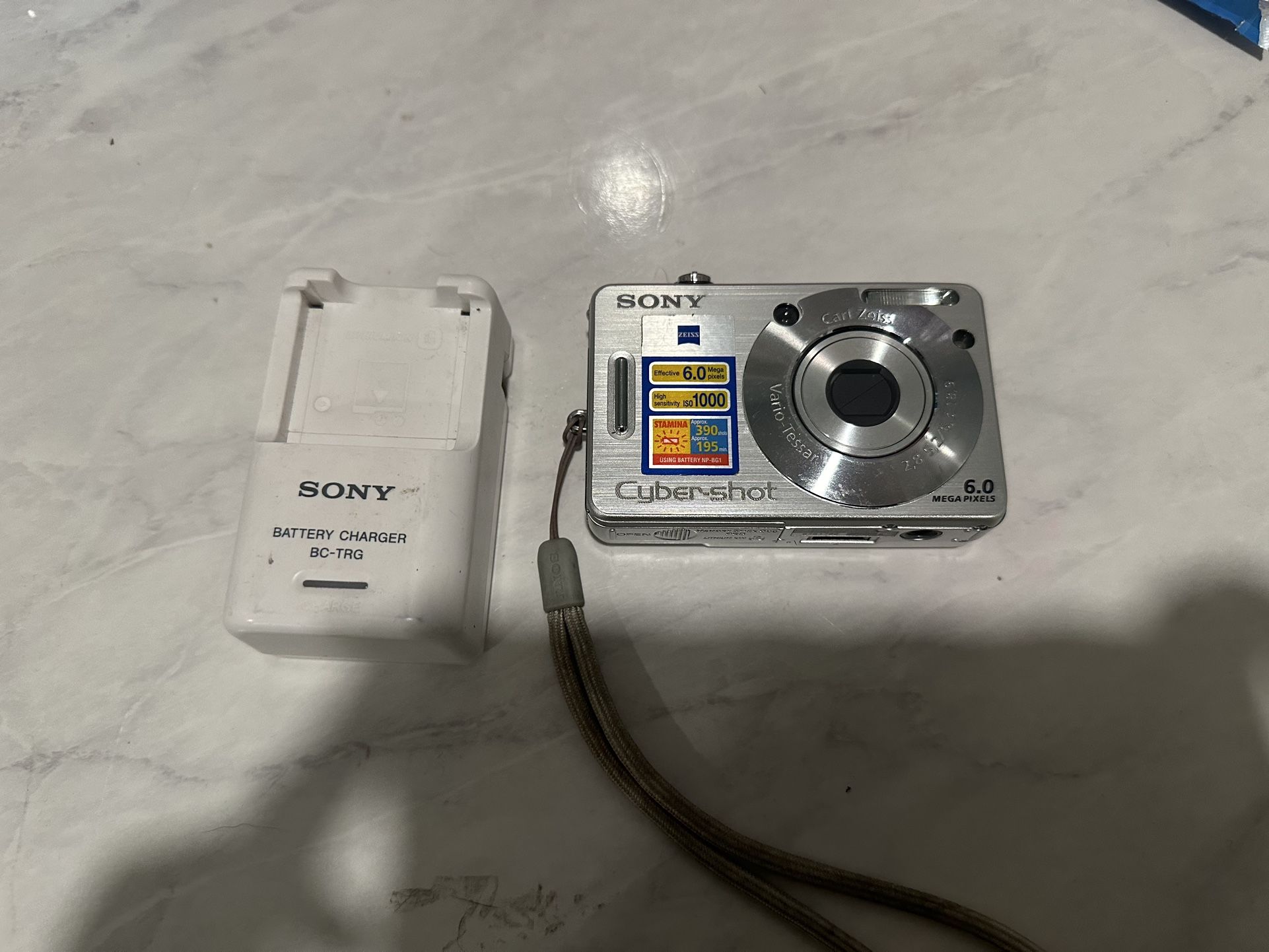 Sony Digital Camera Point Shoot