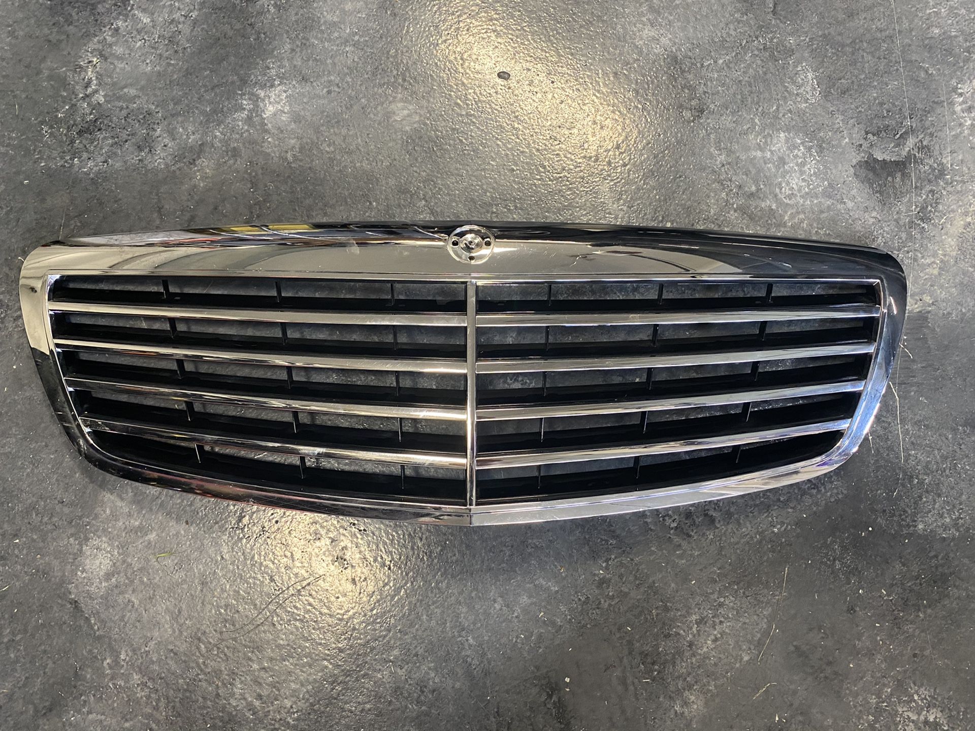 Mercedes Benz S550 S600 S63 S65 W221 Front Grille Grill OEM