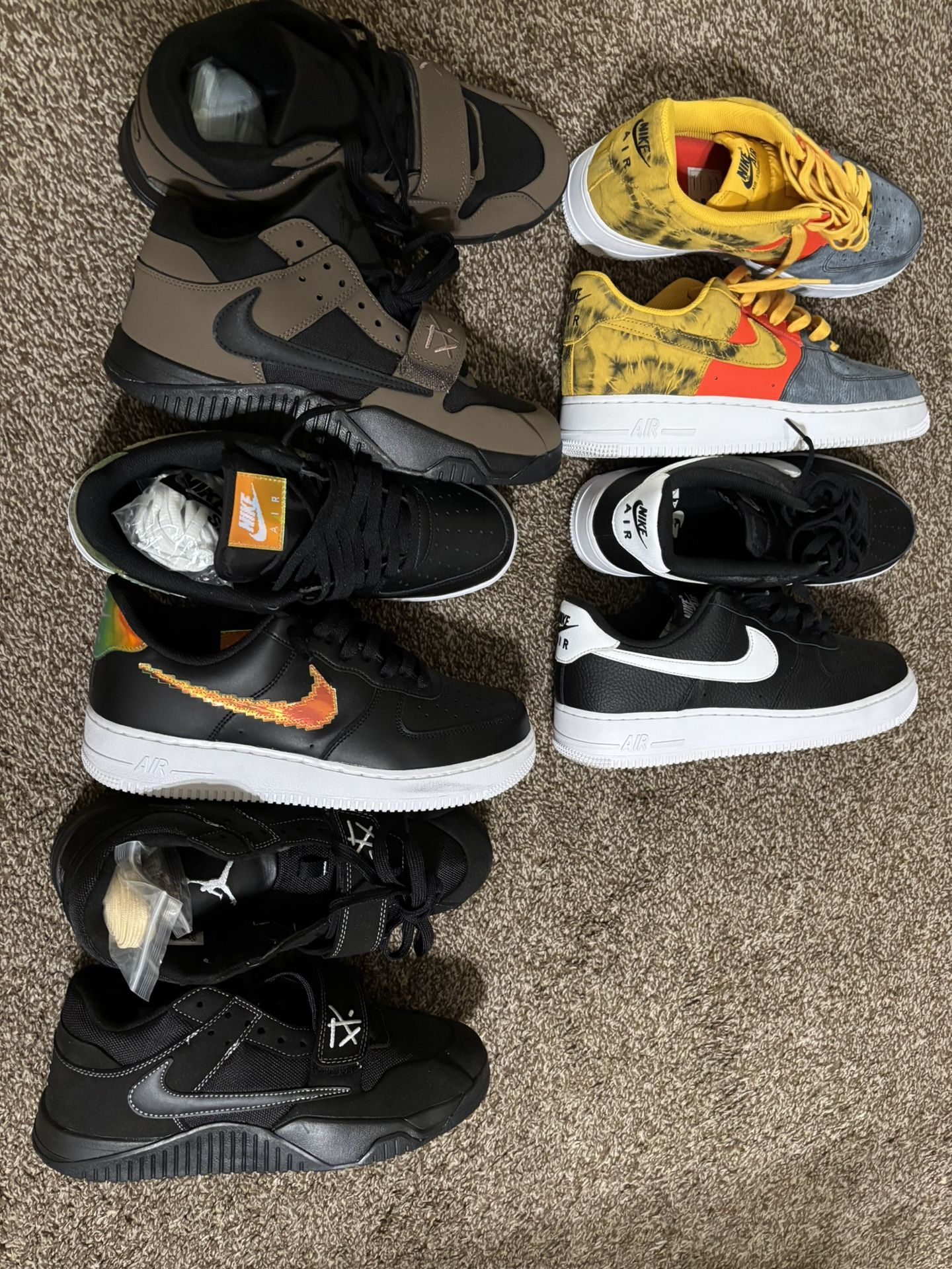 Sneakers
