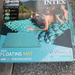 Inflatable Giant Floating Raft Mat