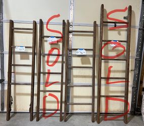 Farmhouse Blanket Ladders 