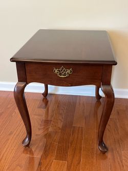 Classic Wood End Table