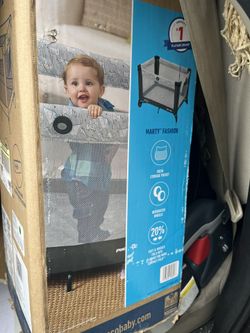 BRAND NEW PLAY YARD