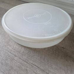 Tupperware Pie Safe
