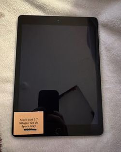 Apple iPad 9.7 5th Gen 128GB Space Gray