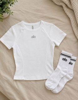 A l o  White Short Sleeve Top