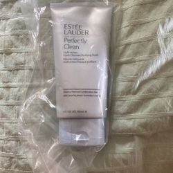 Estée Lauder Perfectly Clean