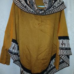 Beautiful Alpaca Turtleneck Poncho 