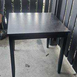 Selling Table 2 Chairs