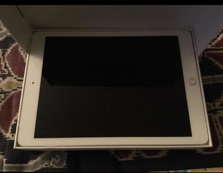 iPad 6 Generation In Box