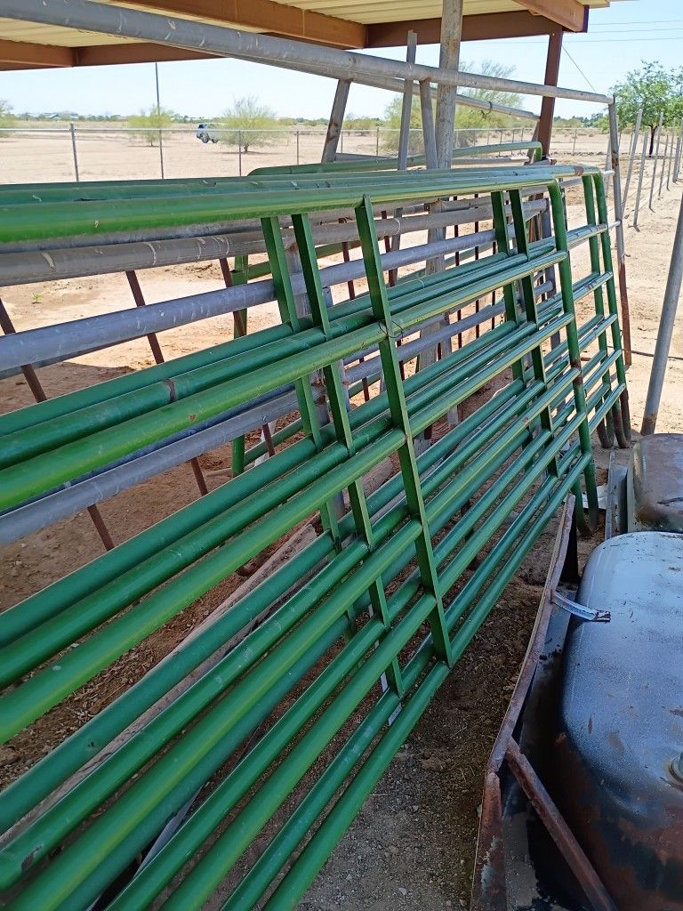 Livestock Horse Fence Railing Stables