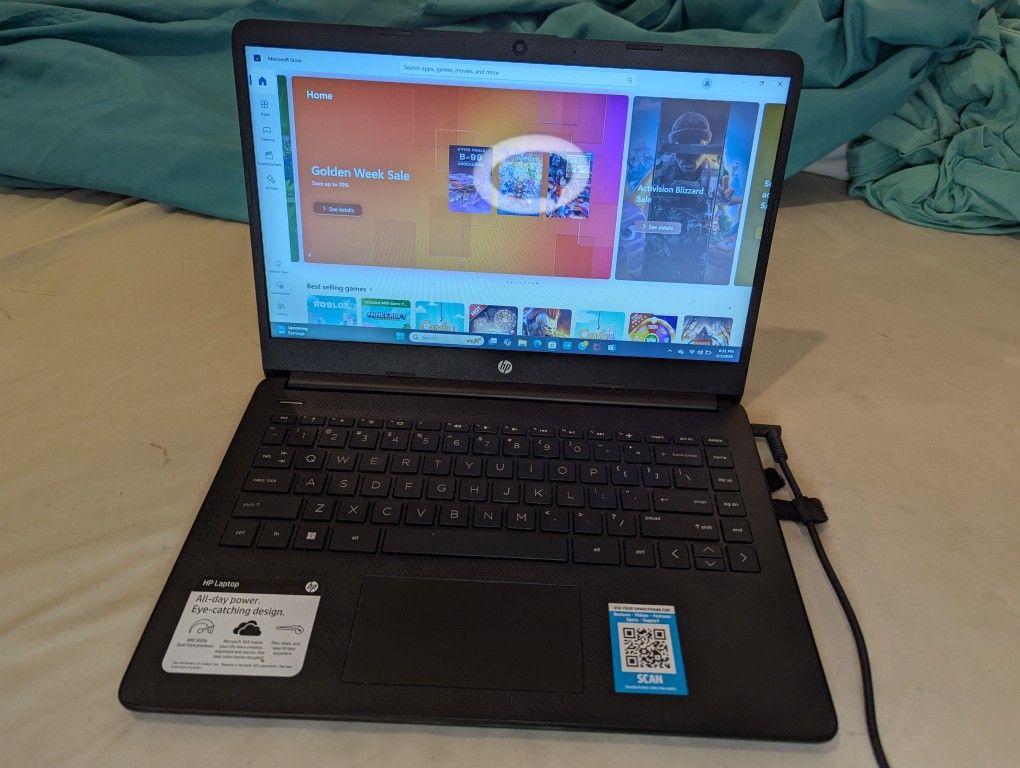 HP Laptop ( used )