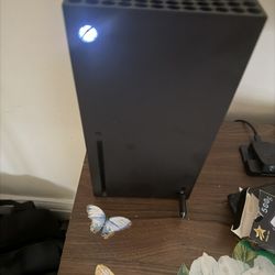 Xbox Series X Comes w/ Turtle Beach Controller & Headset