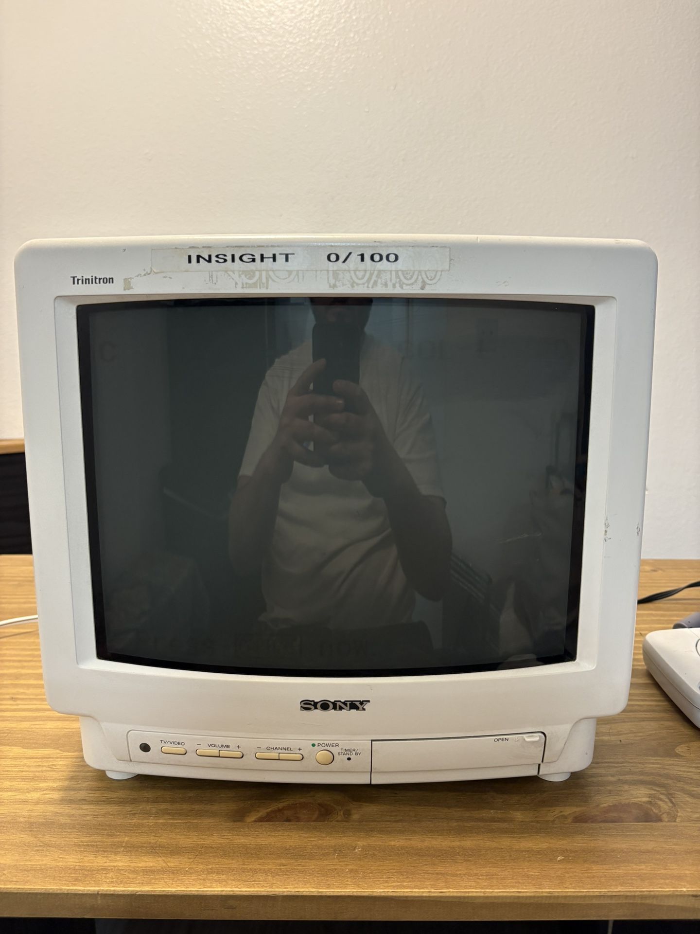 Sony Trinitron KV-13TR29 CRT television Vintage