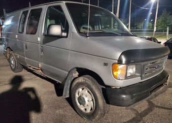 2000 Ford E-250