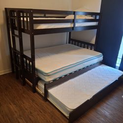 Bunk Bed With Adjustable Frame