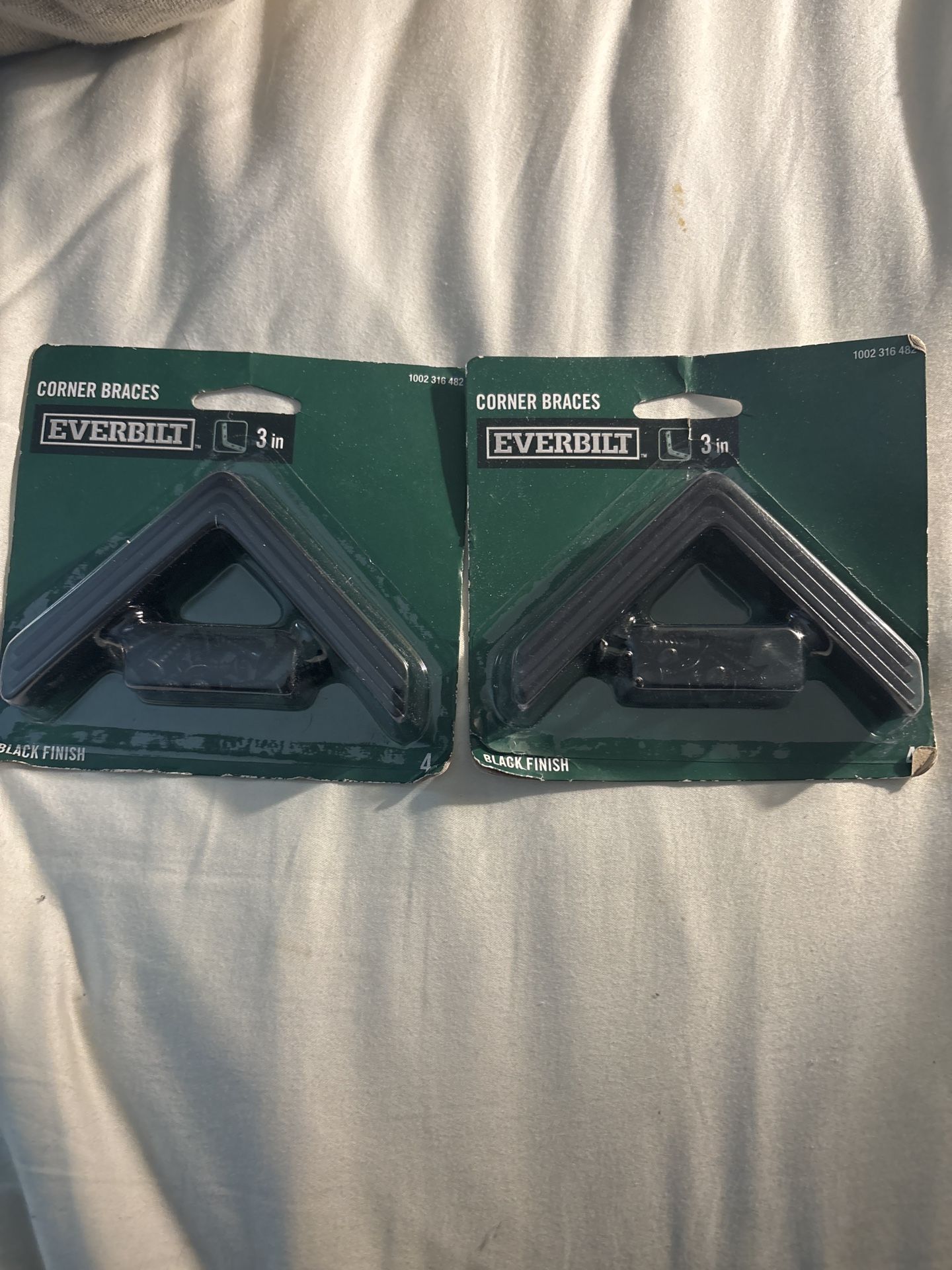 Everbilt Corner Braces 3in