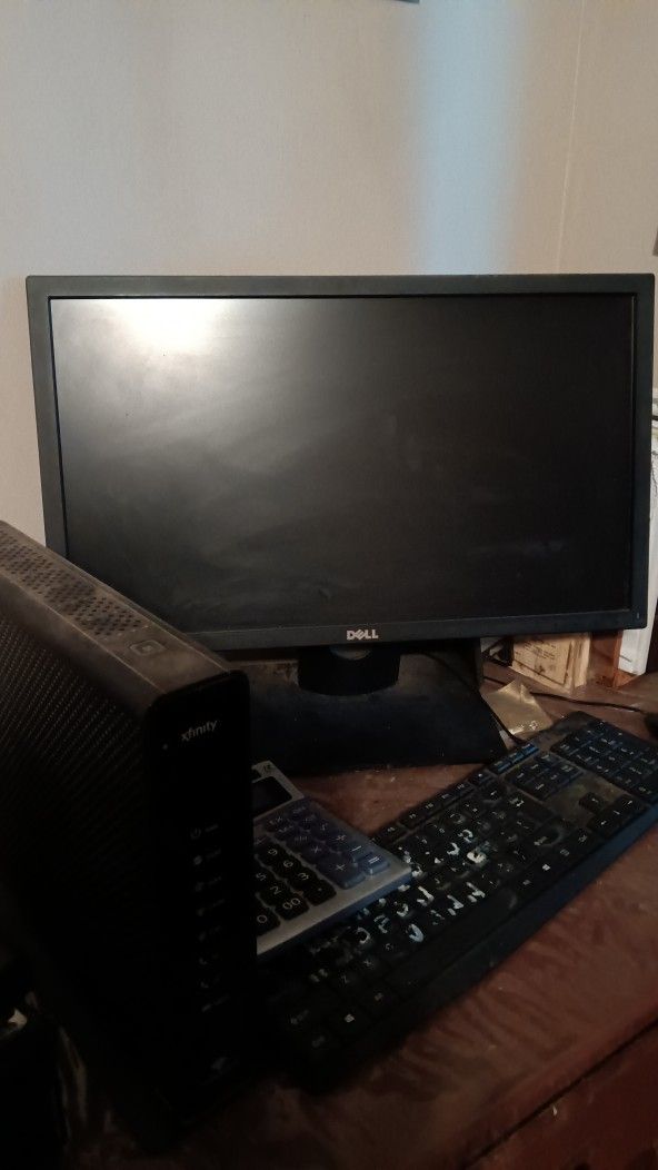 Semi new Computer Dell