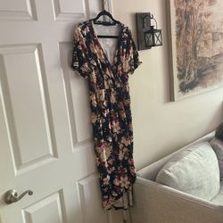 Maternity/nursing Dress Size M-L