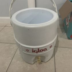 Igloo Cooler 