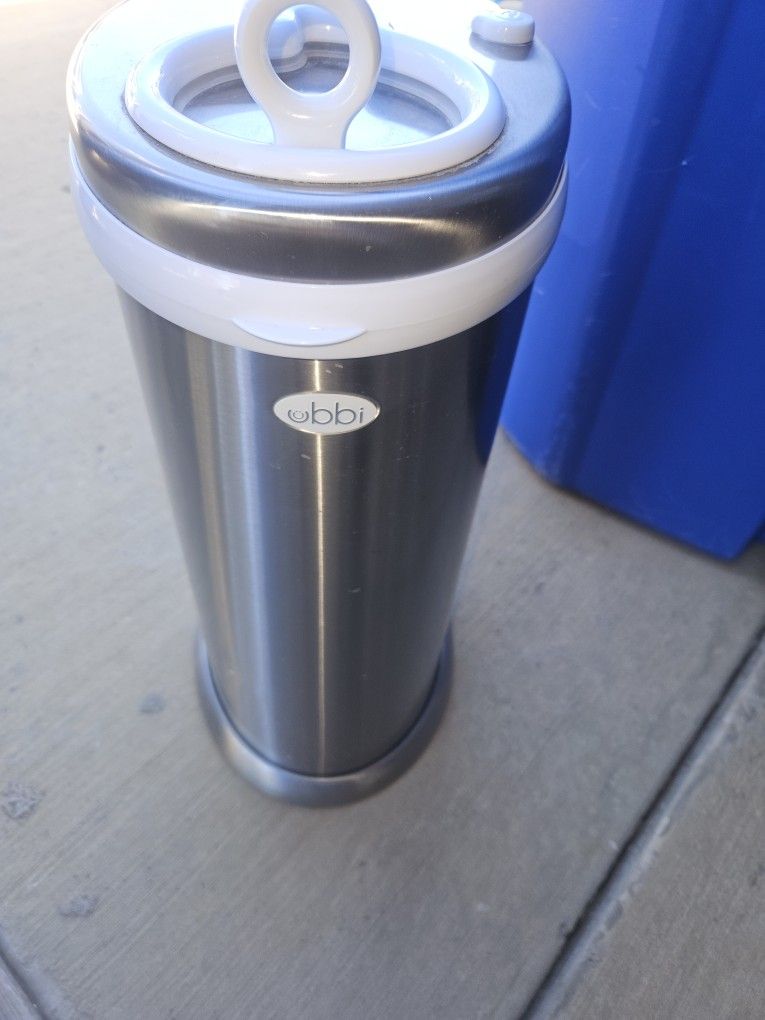 Diaper Can