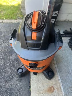New 12 Gallon Ridgid Shop Vac
