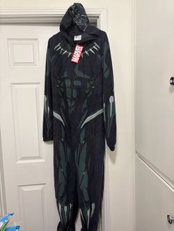 One piece, charcoal, gray marble, onesie with zip in front hooded size men’s large