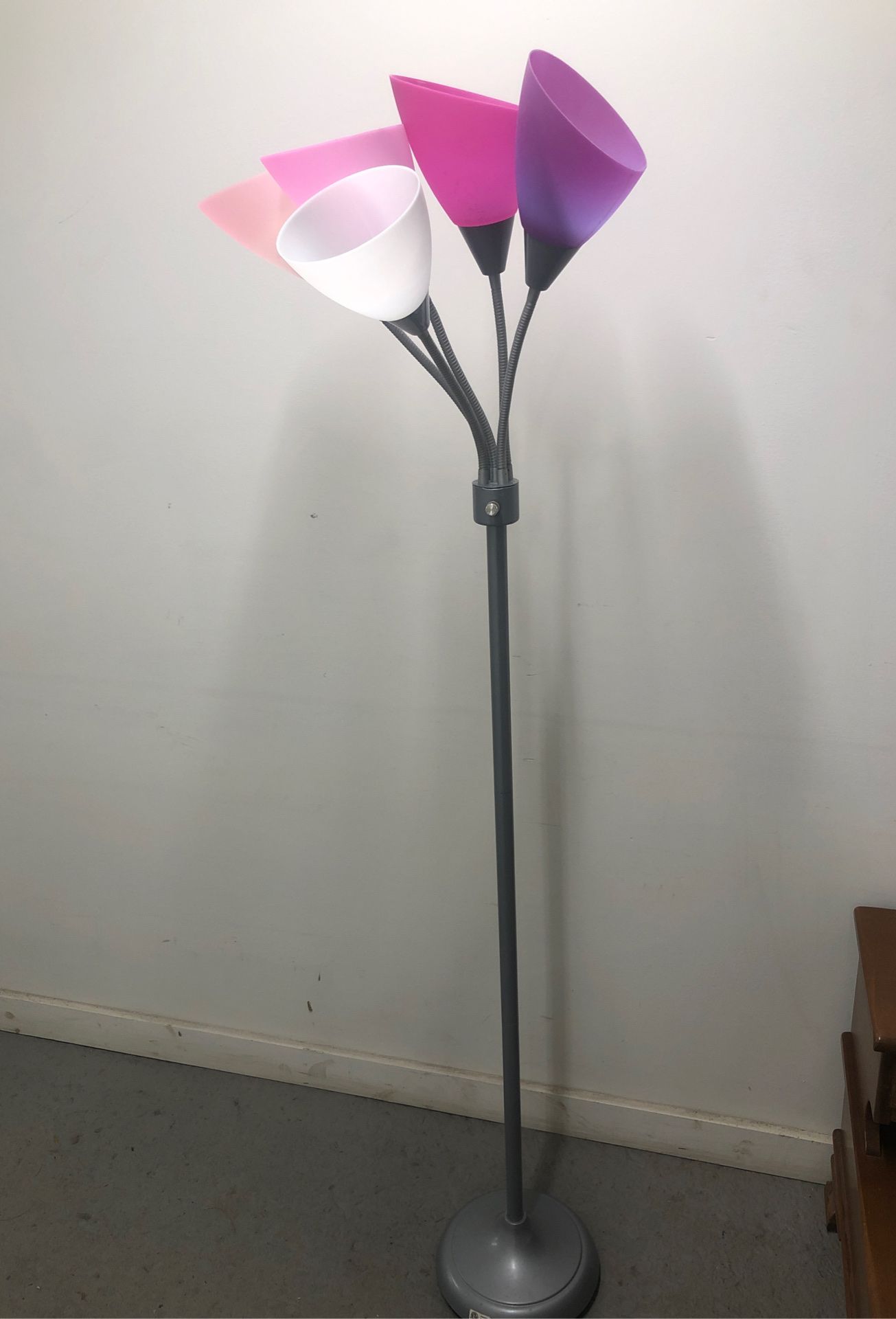 Floor lamp