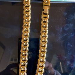 Golden Necklace 45cm 18inch Good Quality Heavy Duty Only 3 Left 