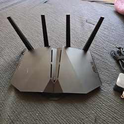 RT-AX82U ASUS AX5400 Dual Band WiFi 6 Extendable Gaming Router