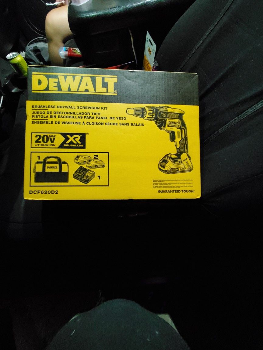 DeWalt 20v XR Brushless Drywall