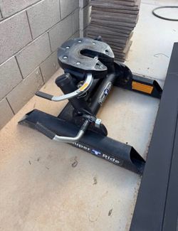 Blue OX 20k super glide fifth wheel hitch