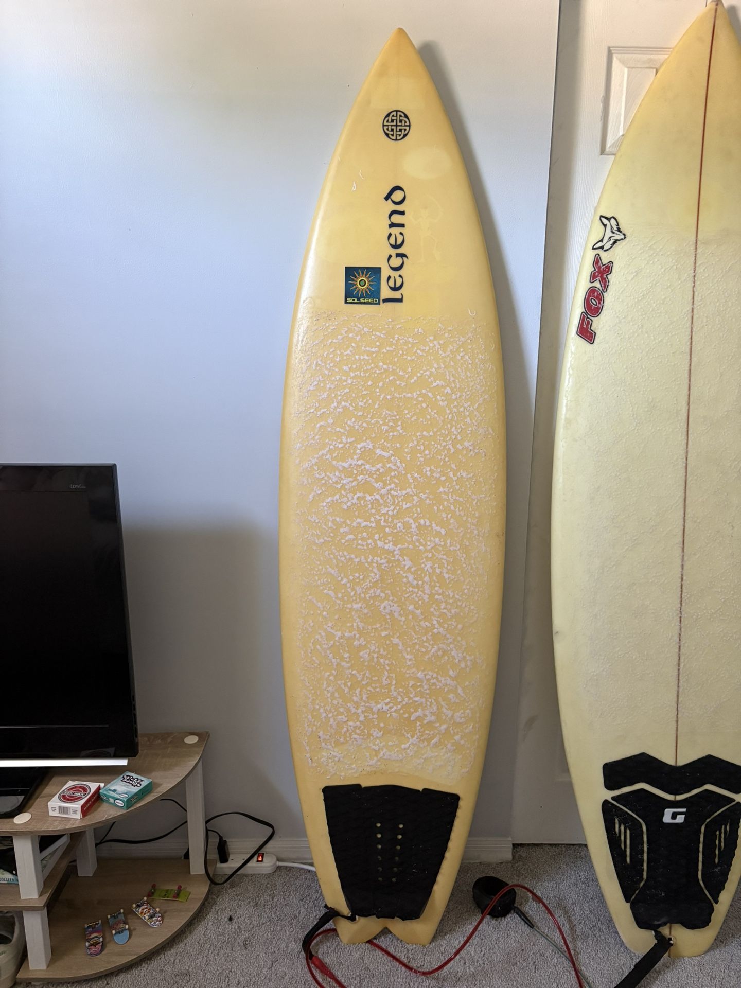 Legend epoxy 6’4 surfboard