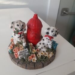 DALMATIANS FIGURINE 