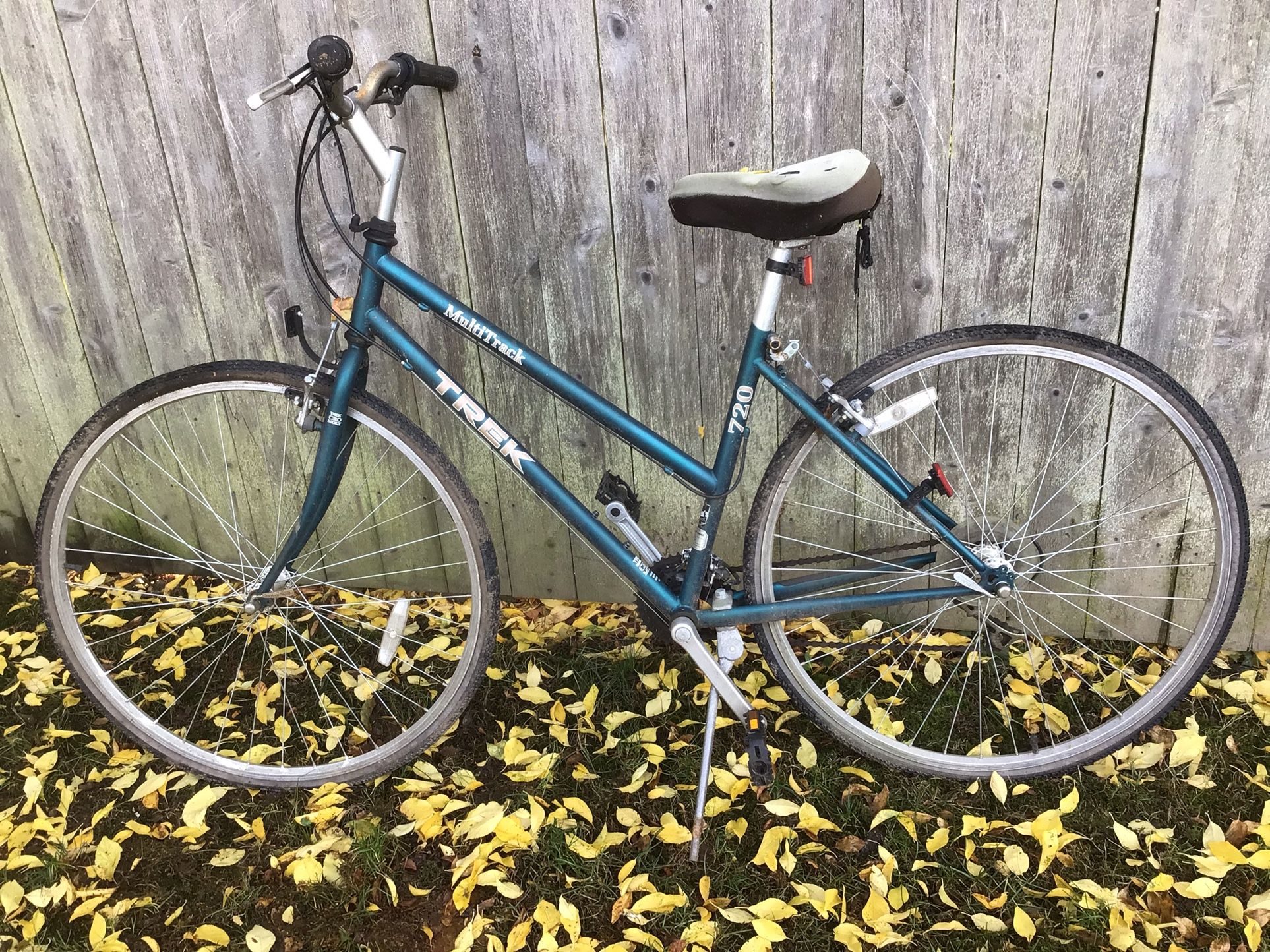 Trek Multitrack 720 Bike